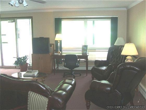 Red Carpet Inn On The Lake - Oneonta Εσωτερικό φωτογραφία