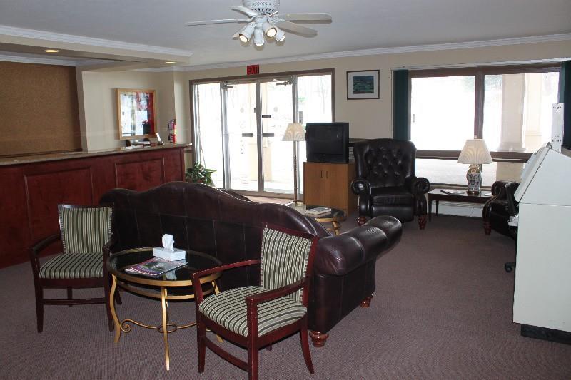 Red Carpet Inn On The Lake - Oneonta Εσωτερικό φωτογραφία